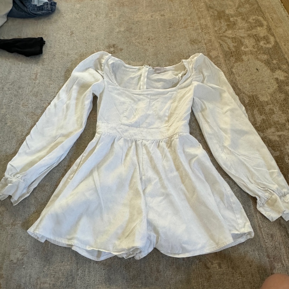Long sleeve white romper | size S |